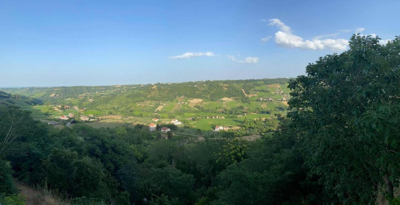 Mama Maja Acomodação com café da manhã Vacri Exterior foto